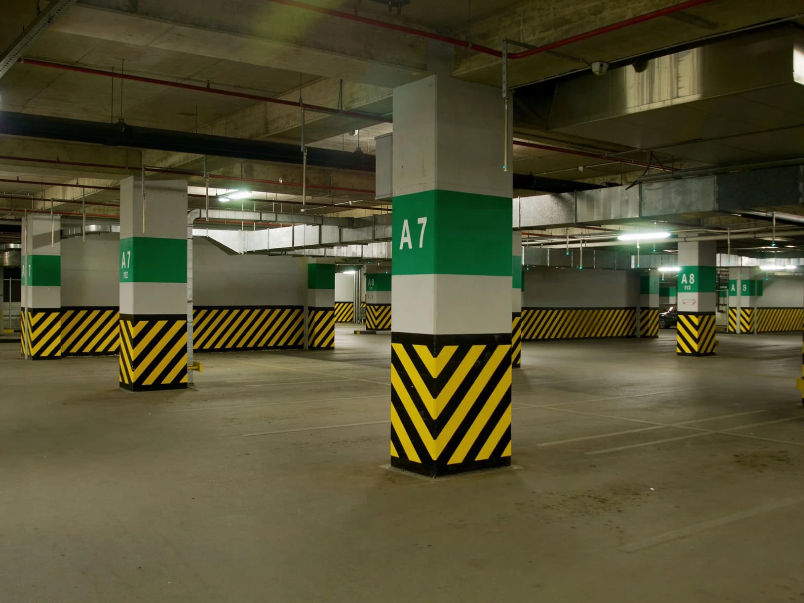 Airport parking marketplace visual